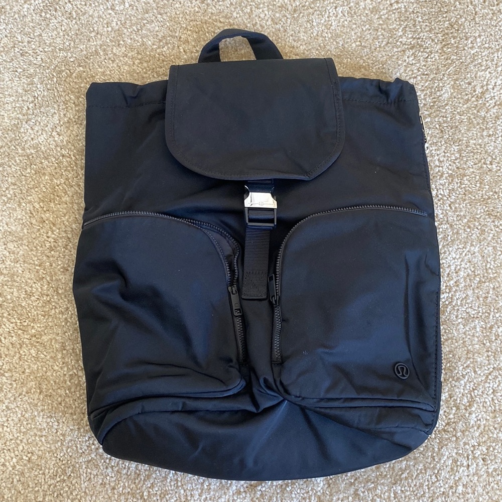 Lululemon Carry Onward Rucksack 12L
